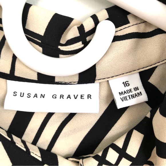 Susan Graver Printed Feather Weave Button Front Shirt, Size 16 - Picture 13 of 15